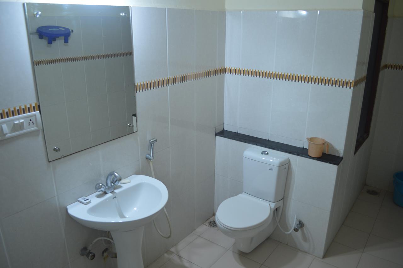 Hotel City Palace Brahmapur Quarto foto