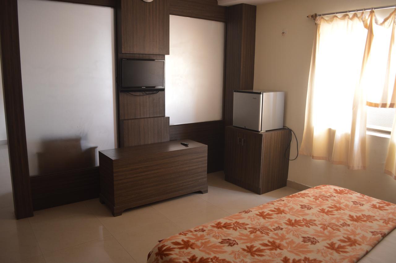 Hotel City Palace Brahmapur Quarto foto