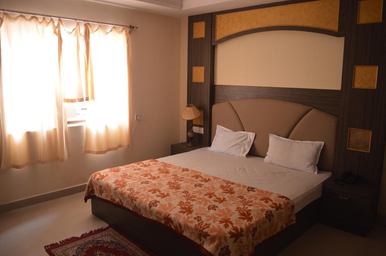 Hotel City Palace Brahmapur Quarto foto